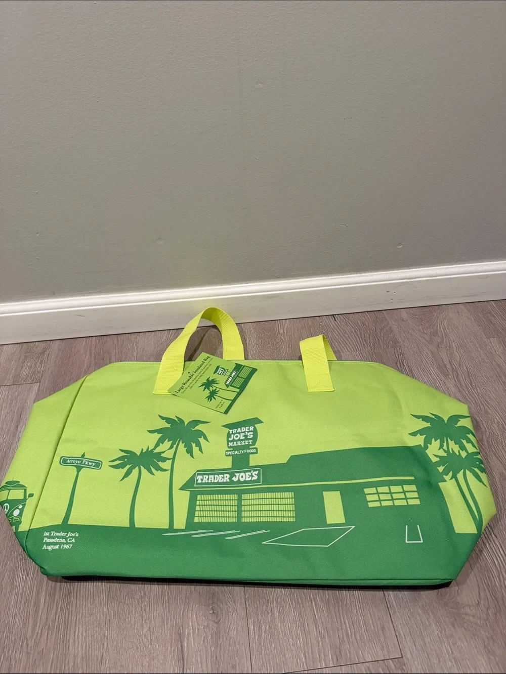 Trader Joe’s Large Reusable Insulated Tote Bag - Lime Green